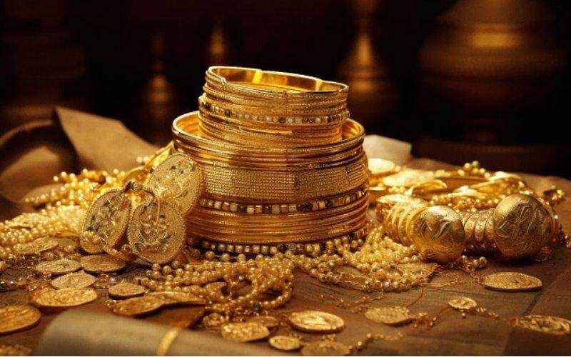 सर्राफा बाजार में मजबूती का रिकॉर्ड बनने का सिलसिला जारी, नए शिखर पर सोना और चांदी